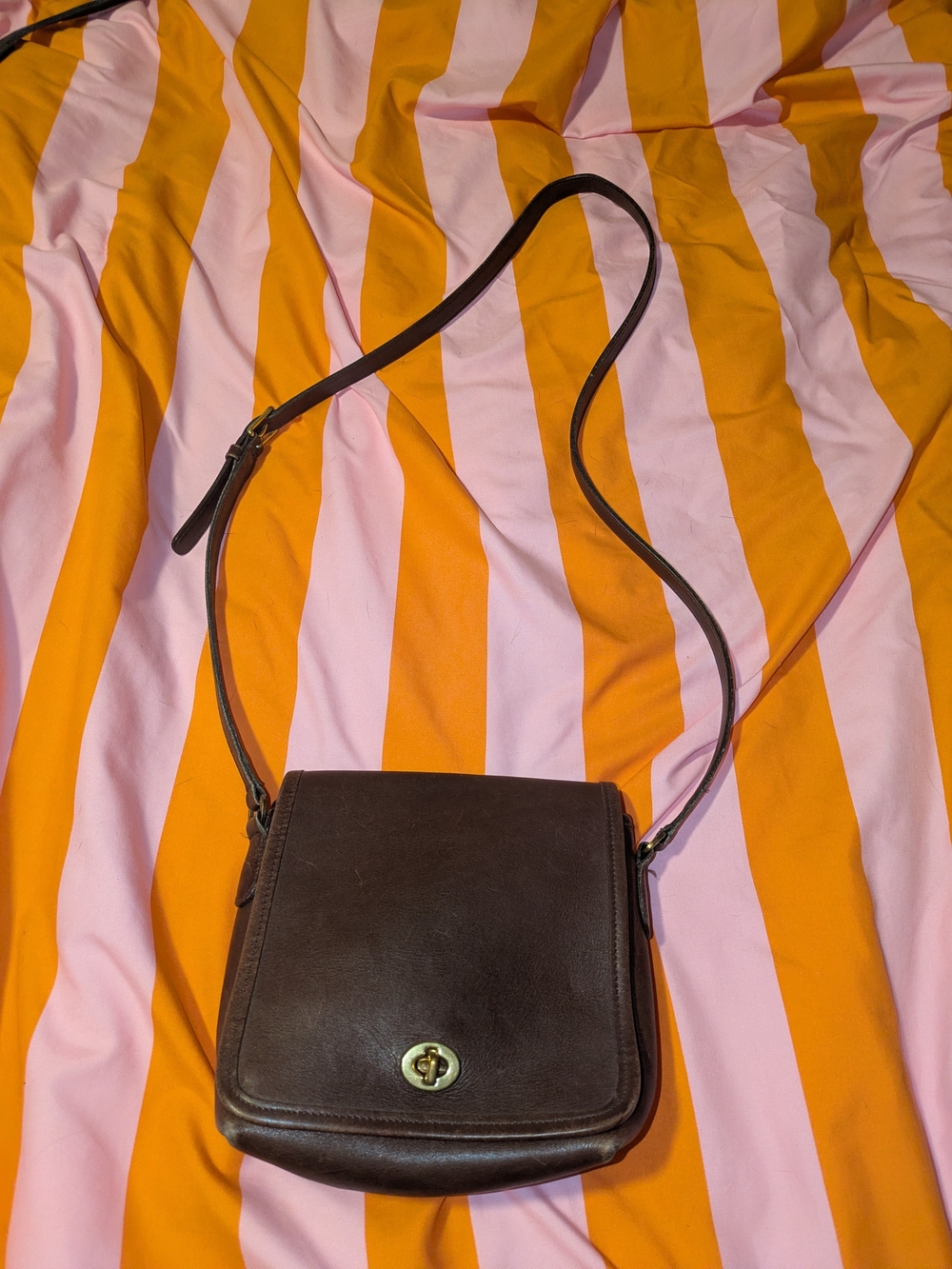 Vintage Coach Brown Leather Companion purse